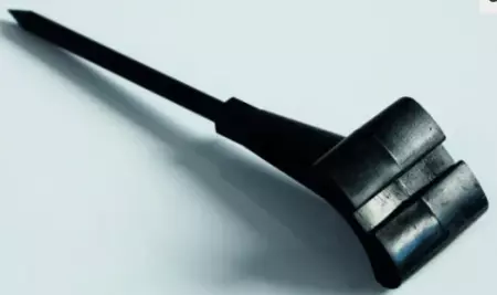 25 Piques Plastique Amovible NOIR / 9998