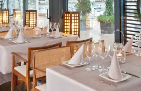 600 SERVIETTES \'LIKE LINEN\' 70 G/M2 40x40 CM CHOCOLAT SPUNLACE