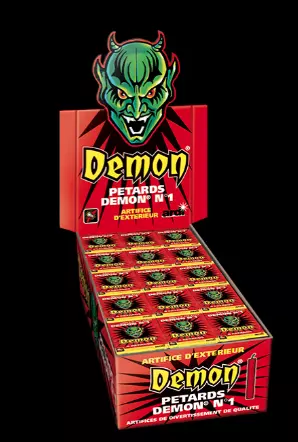 8 p&eacute;tards DEMON N&deg;1