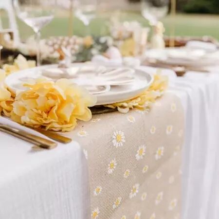 chemin de table FLEUR EN JUTE 28X5M / AR93266