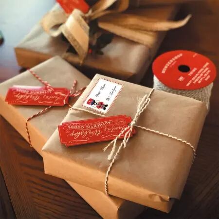 ETIQUETTES CADEAU ADHESIVES CASSE NOISETTE X12