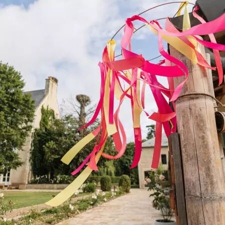 Jeu du Ruban Satin et Bois Jaune, Orange et Fuschia