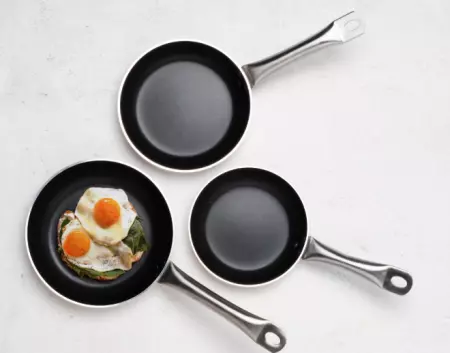 PO&Ecirc;LE INDUCTION  ALUMINIUM MANCHE EN INOX 3MM. 20 &Oslash;