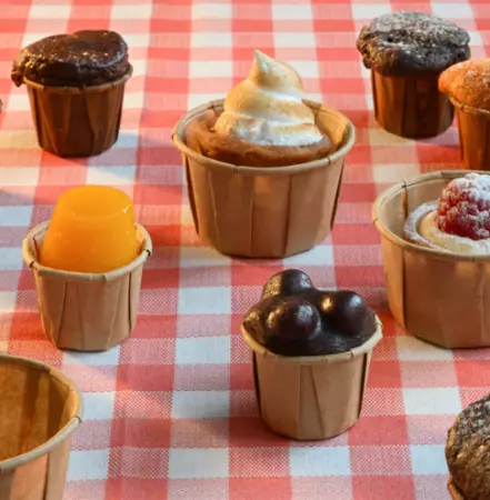 POTS TRAITEUR PLISS&Eacute; 22 ML (0,7 oz) 80 G/M2 &Oslash;3,8/2,6x2,8 CM NATUREL PARCH.INGRAISSABLE (250 UNIT&Eacute;)