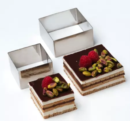 SET 6 MOULAGE CARRE 6/7/8/9/10/12CM COMAS