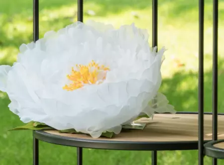 TETE DE PIVOINE TULLE BLANC DIA 28CM X 10CM