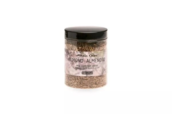 FUMAGE DE SCIURE DE BOIS D\'AMANDE