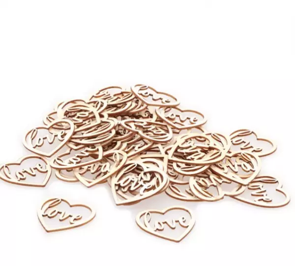 SACHET 24 CONFETTI EN BOIS COEUR LOVE 4CM X 4CM X 0.1CM